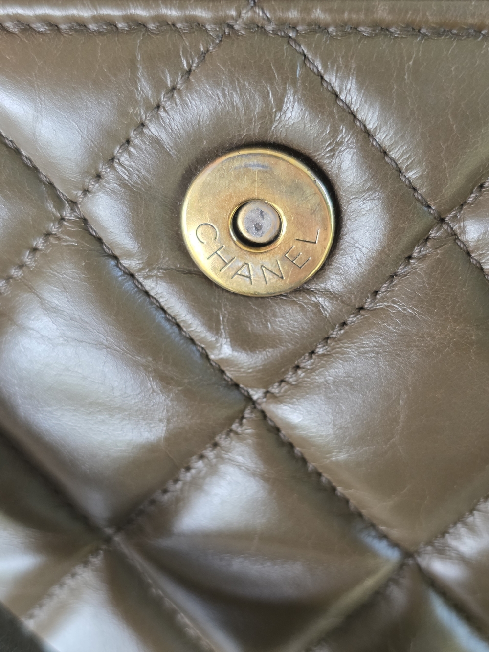 Chanel Quilted Leather Chain Tote Bag - Dark Green - Picture 13 of 13